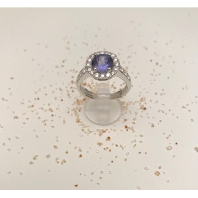 Anello Oro Bianco Tanzanite e Brillanti