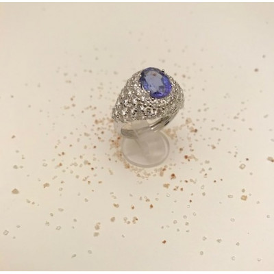 Anello Oro Bianco Tanzanite e Brillanti 