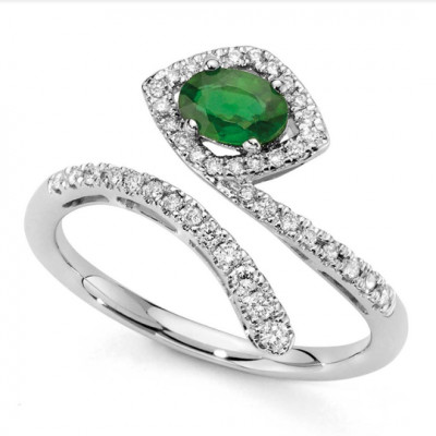 Anello Smeraldo Ovale e Diamanti DonnaOro